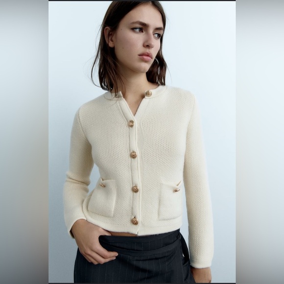 🔥🔥Zara Button-Up Women's Sweater - Picture 1 of 4